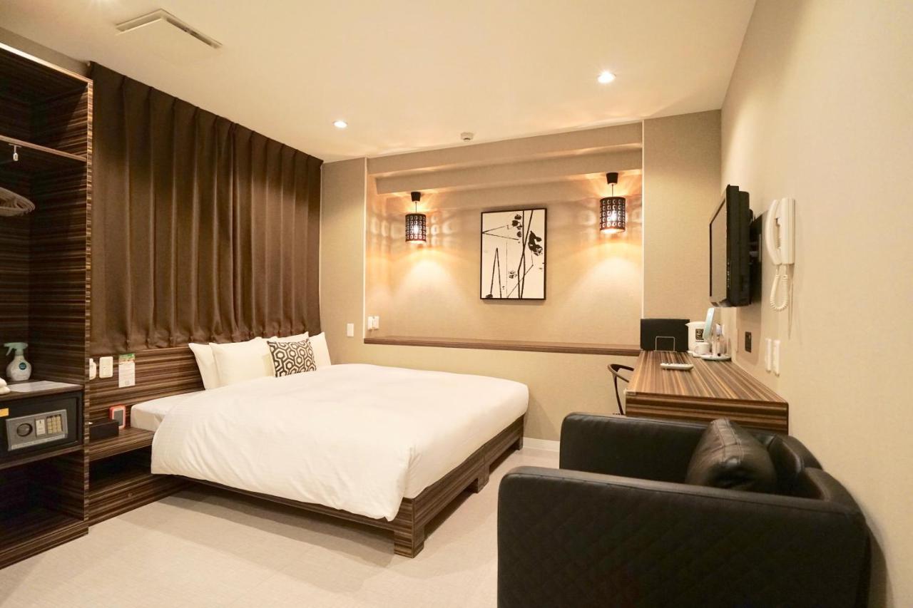 Hotel 88 Shinsaibashi Osaka Exterior photo
