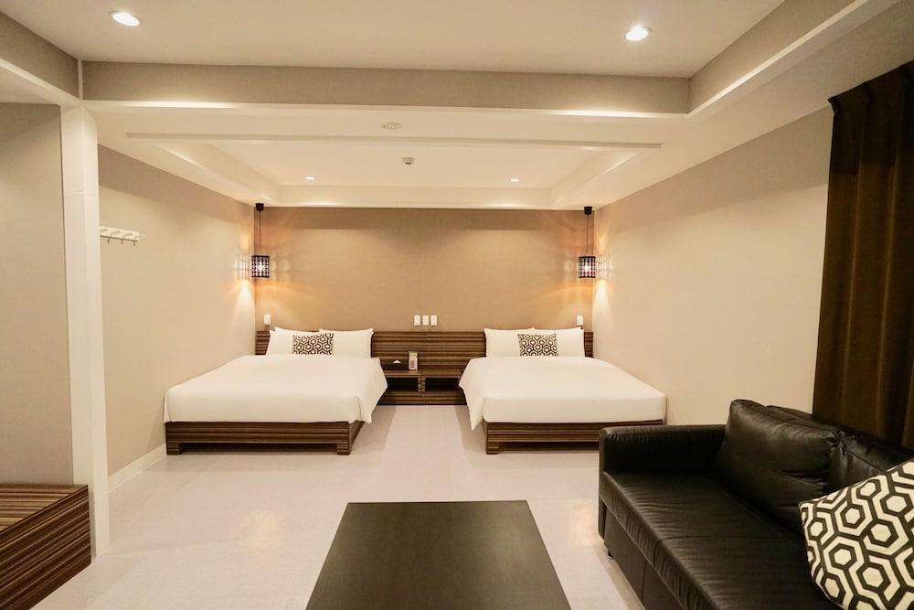 Hotel 88 Shinsaibashi Osaka Exterior photo